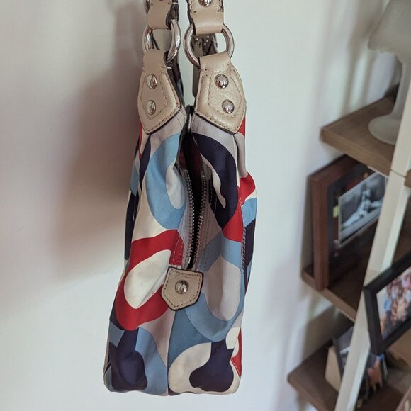 Coach Madison Scarf Print Multicolor Maggie Shoulder Bag Hobo - Picture 3 of 11